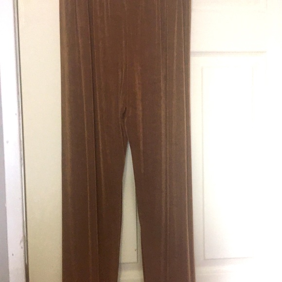 2 Piece Jacket and Pant suit in shades of taupe and brown. Pant is M. Jkt is XL - Picture 9 of 12